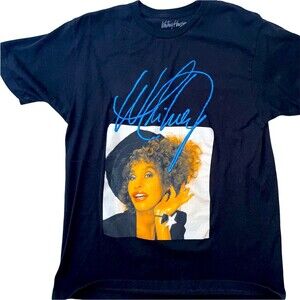 Whitney Houston 2021 graphic Tee shirt SZ M in black T-shirt black face picture